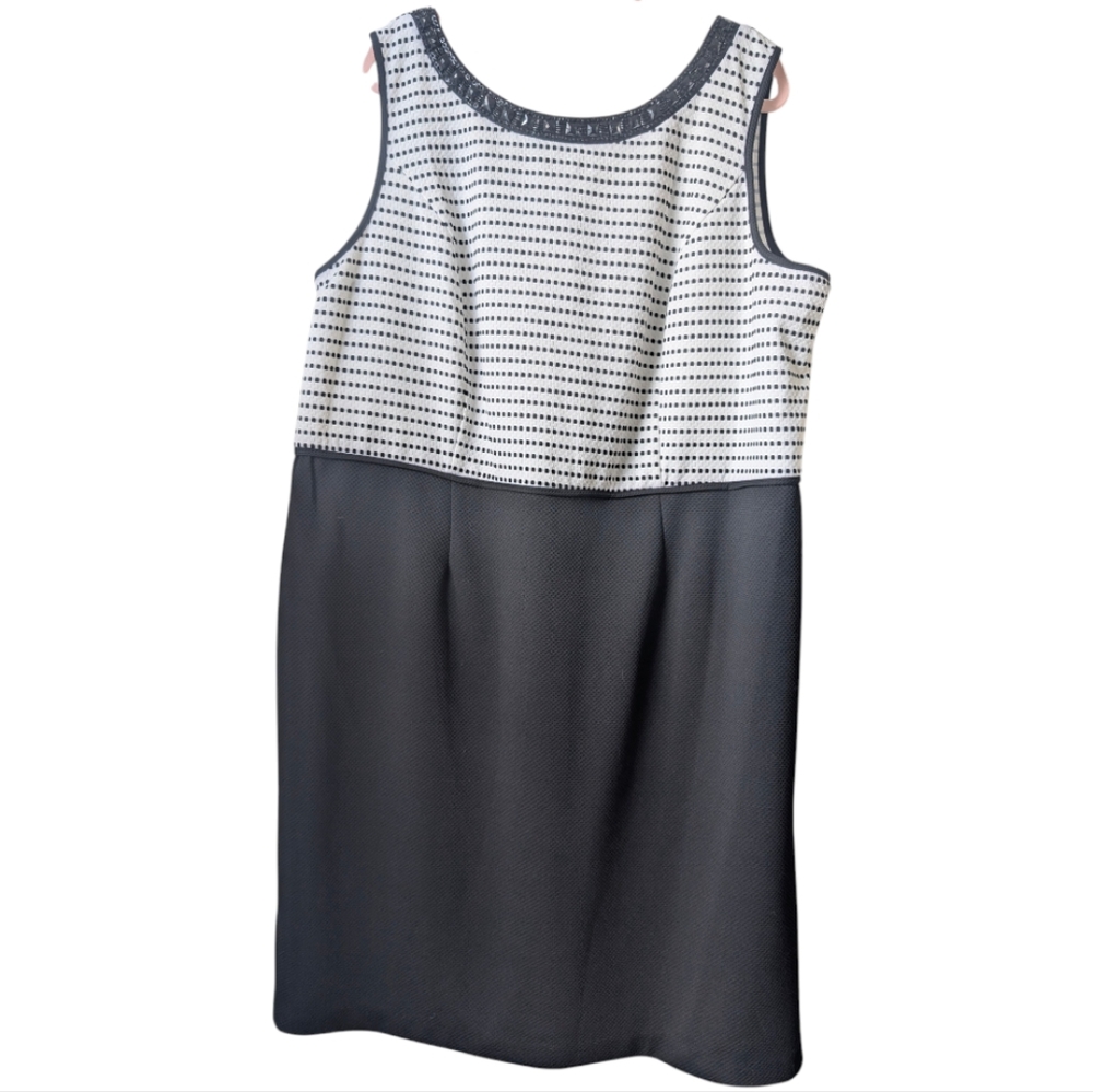 Maya Brooke Black and White Beaded Sleeveless Dress Size 24W